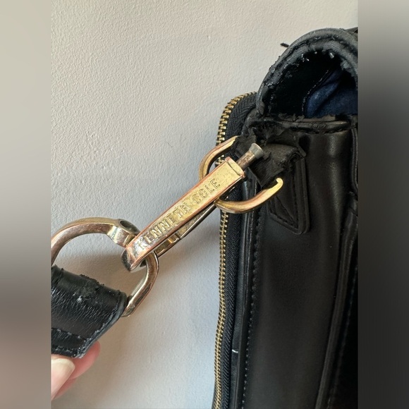 KENNETH COLE Leather Laptop Crossbody Briefcase w/Flap, Unisex (Fixer-Upper) - Picture 5 of 15